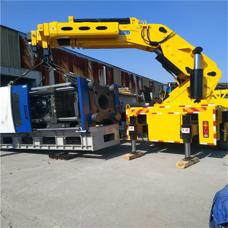 金乡 大吨位折臂吊出租费用解析：一小时租赁多少钱