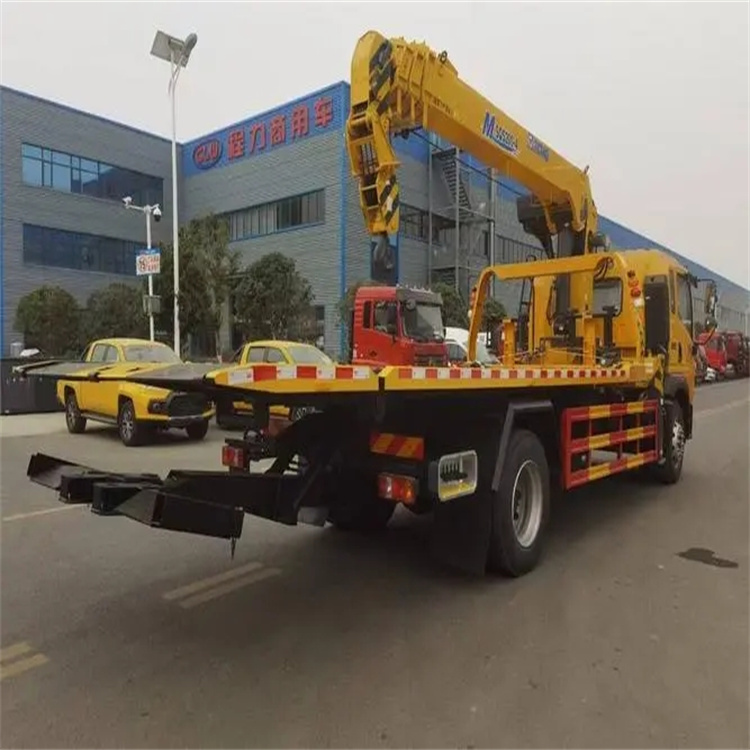 金乡附近小随车吊出租电话，轻松解决搬运烦恼